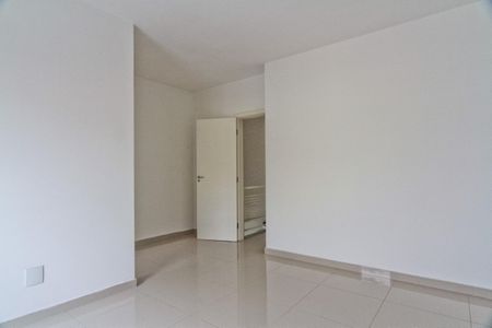 Casa à venda com 180m², 3 quartos e 5 vagas Casa à venda com 180m², 3 quartos e 5 vagasSuíte