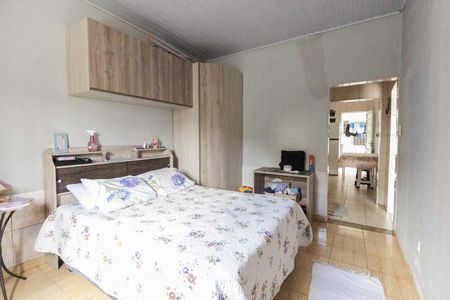 Casa à venda com 166m², 4 quartos e sem vaga Casa à venda com 166m², 4 quartos e sem vagaQuarto 1 Casa 1