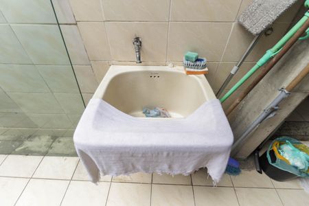 Casa à venda com 166m², 4 quartos e sem vaga Casa à venda com 166m², 4 quartos e sem vagaÁrea de Serviço Casa 1
