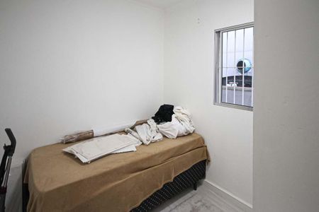 Casa à venda com 220m², 3 quartos e 2 vagas Casa à venda com 220m², 3 quartos e 2 vagasQuarto 02