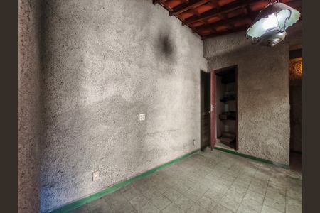 Casa à venda com 253m², 4 quartos e 1 vagaÁrea comum