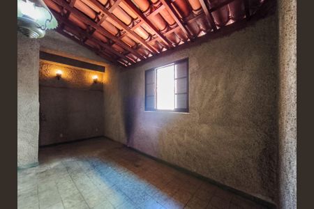 Casa à venda com 253m², 4 quartos e 1 vagaÁrea comum