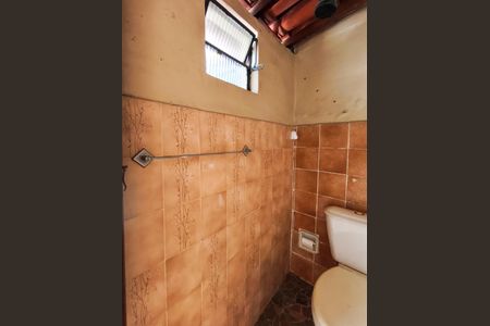 Casa à venda com 253m², 4 quartos e 1 vagaBanheiro de serviço