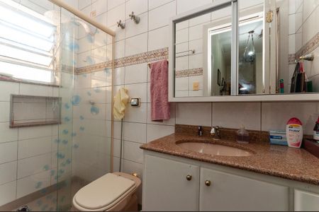 Casa à venda com 120m², 4 quartos e 2 vagas Casa à venda com 120m², 4 quartos e 2 vagasBanheiro Social 1