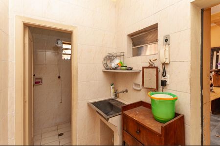 Casa à venda com 120m², 4 quartos e 2 vagas Casa à venda com 120m², 4 quartos e 2 vagasBanheiro da área de Serviço