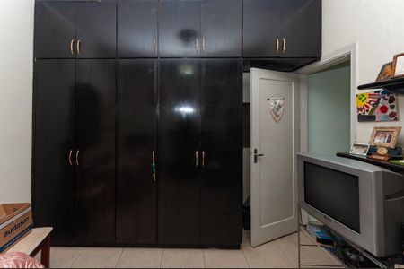 Casa à venda com 120m², 4 quartos e 2 vagas Casa à venda com 120m², 4 quartos e 2 vagasQuarto 4