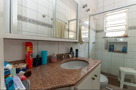 Casa à venda com 120m², 4 quartos e 2 vagas Casa à venda com 120m², 4 quartos e 2 vagasBanheiro Social 2