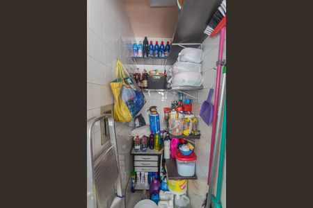 Apartamento à venda com 103m², 2 quartos e 1 vaga Apartamento à venda com 103m², 2 quartos e 1 vagaBanheiro de Serviço/Despensa