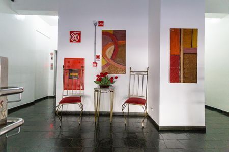 Apartamento à venda com 103m², 2 quartos e 1 vaga Apartamento à venda com 103m², 2 quartos e 1 vagaHall de Entrada