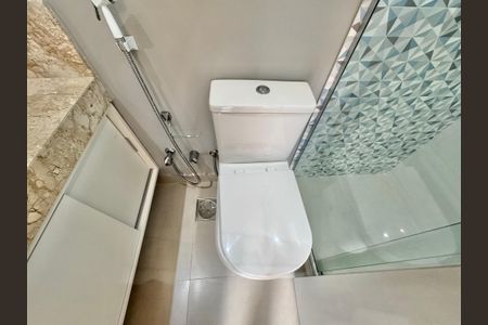 Casa de condomínio à venda com 320m², 4 quartos e 3 vagasBanheiro da Suíte 3