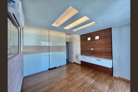 Casa de condomínio à venda com 320m², 4 quartos e 3 vagasSuíte 1 Master