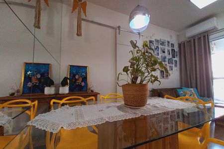 Apartamento à venda com 47m², 1 quarto e 1 vaga Apartamento à venda com 47m², 1 quarto e 1 vagaSala de Jantar