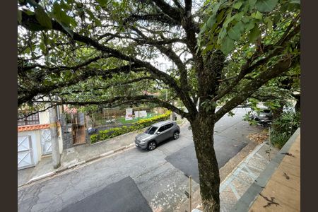Casa à venda com 230m², 5 quartos e 3 vagas Casa à venda com 230m², 5 quartos e 3 vagasVista