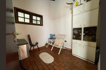 Casa à venda com 230m², 5 quartos e 3 vagas Casa à venda com 230m², 5 quartos e 3 vagasQuarto 2