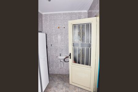 Casa à venda com 243m², 2 quartos e 2 vagas Casa à venda com 243m², 2 quartos e 2 vagasÁrea de Serviço