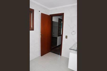 Casa à venda com 243m², 2 quartos e 2 vagas Casa à venda com 243m², 2 quartos e 2 vagasSuíte