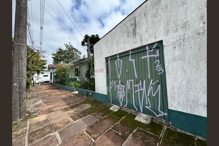 Casa à venda com 130m², 3 quartos e 1 vaga Casa à venda com 130m², 3 quartos e 1 vagaFachada