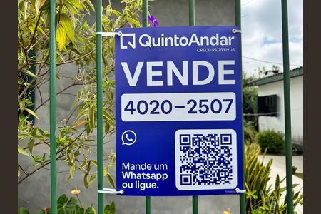 Casa à venda com 130m², 3 quartos e 1 vaga Casa à venda com 130m², 3 quartos e 1 vagaFachada + Placa