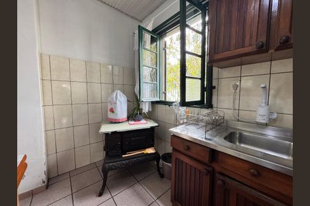 Casa à venda com 130m², 3 quartos e 1 vaga Casa à venda com 130m², 3 quartos e 1 vagaCozinha
