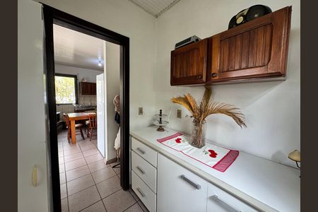 Casa à venda com 130m², 3 quartos e 1 vaga Casa à venda com 130m², 3 quartos e 1 vagaBanheiro