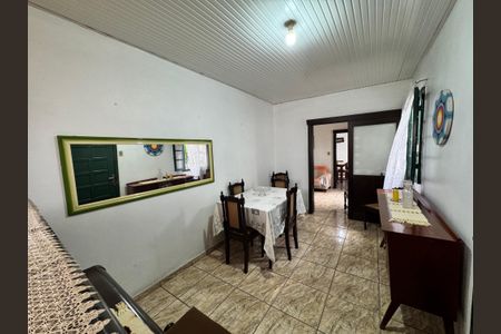 Casa à venda com 130m², 3 quartos e 1 vaga Casa à venda com 130m², 3 quartos e 1 vagaSala de Jantar