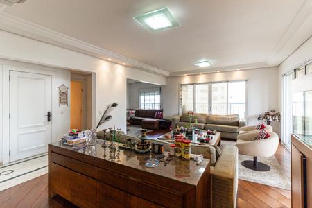 Apartamento à venda com 240m², 3 quartos e 4 vagasSala