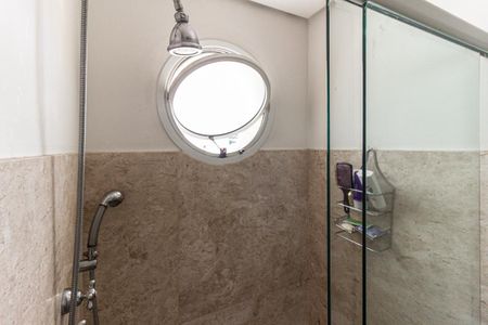 Apartamento à venda com 240m², 3 quartos e 4 vagasBanheiro da Suíte 3