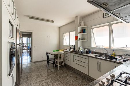 Apartamento à venda com 240m², 3 quartos e 4 vagasCozinha