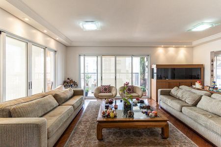 Apartamento à venda com 240m², 3 quartos e 4 vagasSala