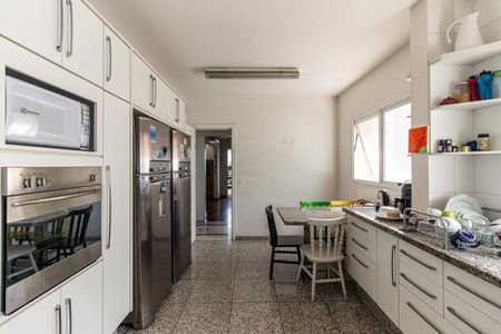 Apartamento à venda com 240m², 3 quartos e 4 vagasCozinha