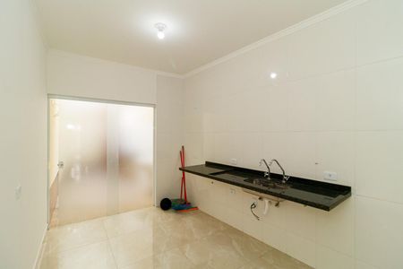Casa à venda com 119m², 3 quartos e 2 vagas Casa à venda com 119m², 3 quartos e 2 vagasCozinha
