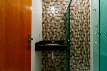 Casa à venda com 119m², 3 quartos e 2 vagas Casa à venda com 119m², 3 quartos e 2 vagasBanheiro da Suíte 3