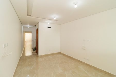 Casa à venda com 119m², 3 quartos e 2 vagas Casa à venda com 119m², 3 quartos e 2 vagasSala