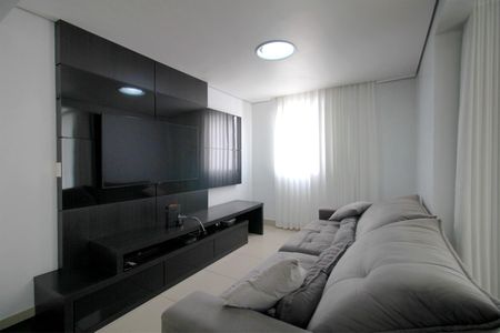 Apartamento à venda com 130m², 4 quartos e 2 vagasSala