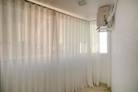 Apartamento à venda com 130m², 4 quartos e 2 vagasVaranda Suíte 