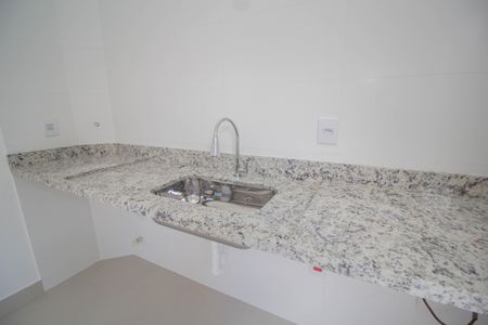 Casa à venda com 85m², 2 quartos e 2 vagas Casa à venda com 85m², 2 quartos e 2 vagasCozinha