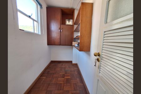 Apartamento à venda com 74m², 2 quartos e 1 vagaÁrea de serviço
