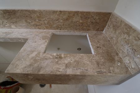 Apartamento à venda com 98m², 2 quartos e 2 vagasBanheiro 2