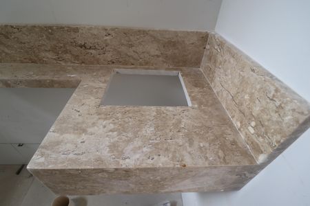 Apartamento à venda com 98m², 2 quartos e 2 vagasBanheiro Quarto 1 suíte