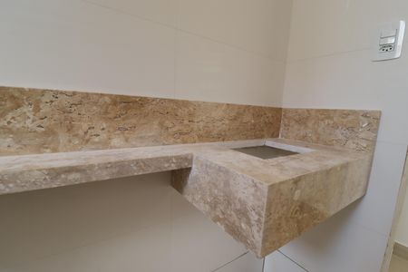 Apartamento à venda com 98m², 2 quartos e 2 vagasBanheiro 2