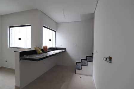 Apartamento à venda com 100m², 2 quartos e 2 vagasCozinha