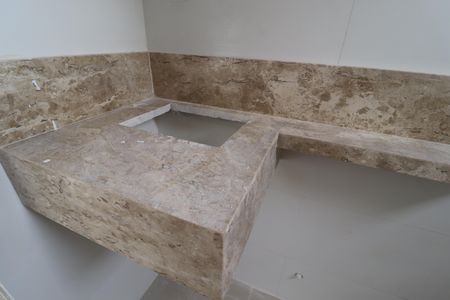 Apartamento à venda com 100m², 2 quartos e 2 vagasBanheiro Quarto 1 suíte