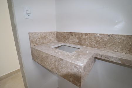 Apartamento à venda com 100m², 2 quartos e 2 vagasBanheiro 2