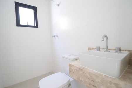 Apartamento à venda com 67m², 2 quartos e 2 vagasBanheiro 