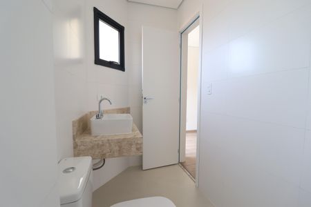 Apartamento à venda com 67m², 2 quartos e 2 vagasBanheiro da Suíte