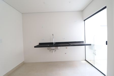 Apartamento à venda com 67m², 2 quartos e 2 vagasCozinha