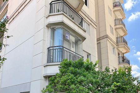 Apartamento à venda com 77m², 2 quartos e 1 vagaFachada + plaquinha