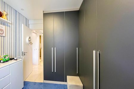 Apartamento à venda com 77m², 2 quartos e 1 vagaQuarto