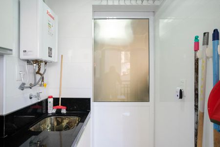 Apartamento à venda com 77m², 2 quartos e 1 vagaÁrea de serviço