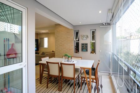 Apartamento à venda com 77m², 2 quartos e 1 vagaVaranda da Sala